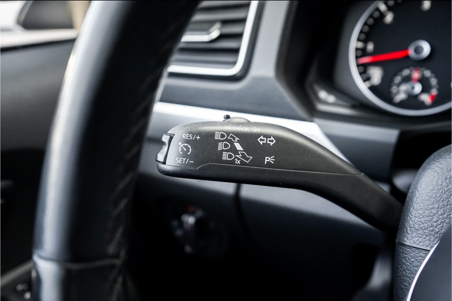 Volkswagen Amarok 3.0 TDI 4Motion DC Highline Leer CarPlay Standkachel