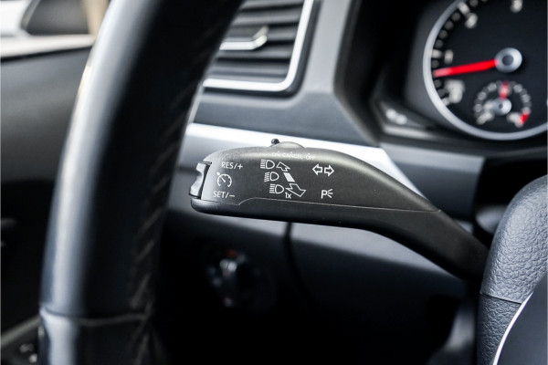 Volkswagen Amarok 3.0 TDI 4Motion DC Highline Leer CarPlay Standkachel