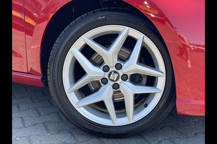 Seat Ibiza 1.0 TSI FR Business Intense Plus | Pano | CarPlay | Camera | LED | DAB+ | 17 inch