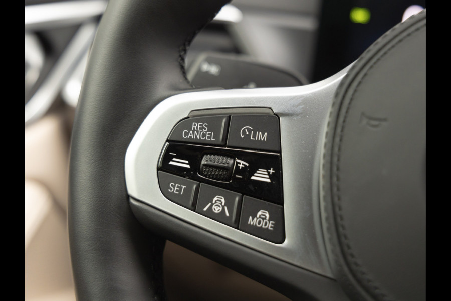 BMW i4 eDrive40 - M-Sport - Memoryzetel - Driving Ass Prof - Head-up
