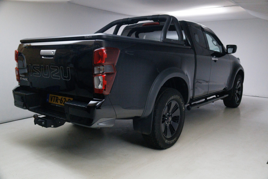 Isuzu D-max 1.9 Extended Cab LSX Lederen bekleding, Road Ranger bullbar, Adaptive cruise, Stoelverwarming, Camera, Navigatie, Side steps Prijs is exclusief btw!