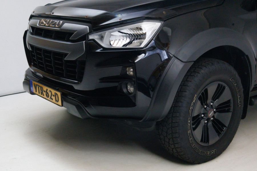 Isuzu D-max 1.9 Extended Cab LSX Lederen bekleding, Road Ranger bullbar, Adaptive cruise, Stoelverwarming, Camera, Navigatie, Side steps Prijs is exclusief btw!