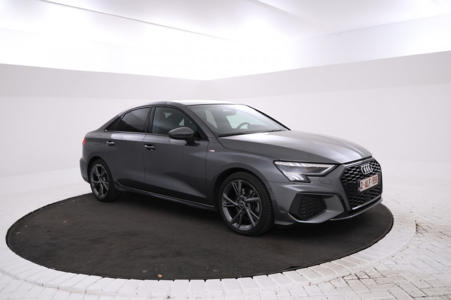 Audi A3 Limousine 30 TFSI S edition Nardo! S-line, Virtual, Climate,