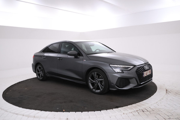 Audi A3 Limousine 30 TFSI S edition Nardo! S-line, Virtual, Climate,