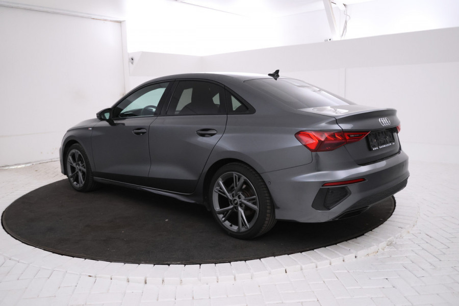 Audi A3 Limousine 30 TFSI S edition Nardo! S-line, Virtual, Climate,