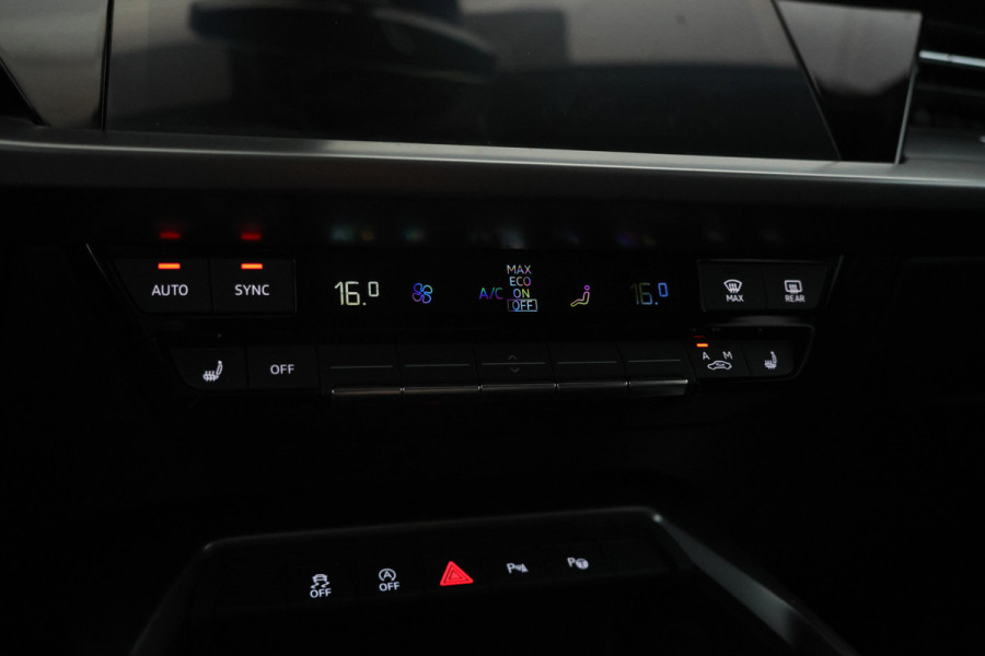 Audi A3 Limousine 30 TFSI S edition Nardo! S-line, Virtual, Climate,