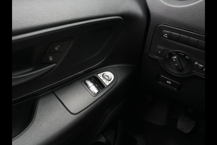 Mercedes-Benz Vito 111 CDI 115pk Lang Navigatie Camera Trekhaak Pdc Cruise