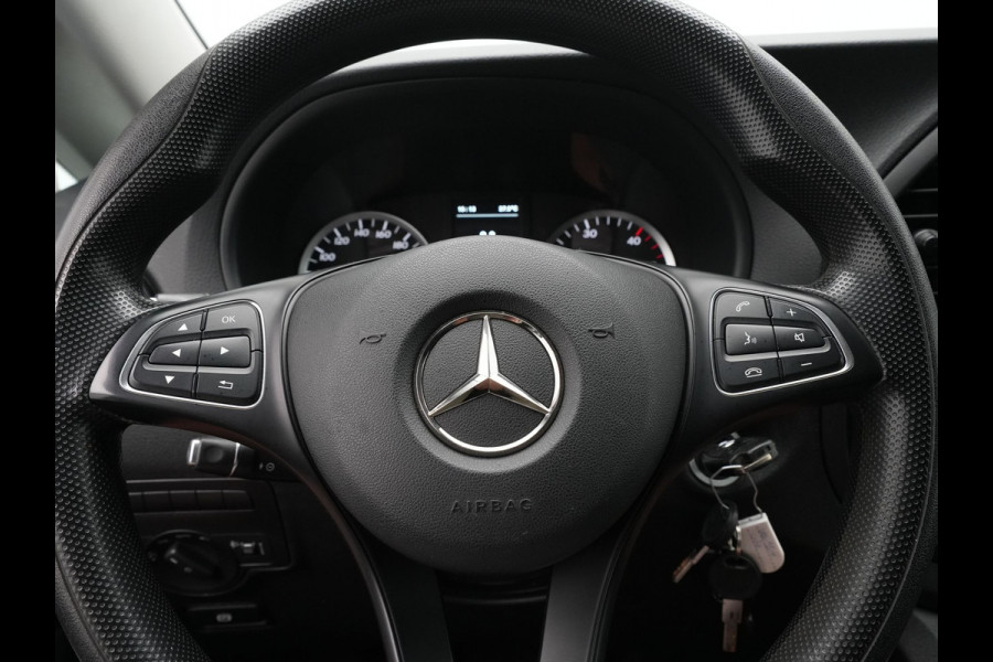 Mercedes-Benz Vito 111 CDI 115pk Lang Navigatie Camera Trekhaak Pdc Cruise