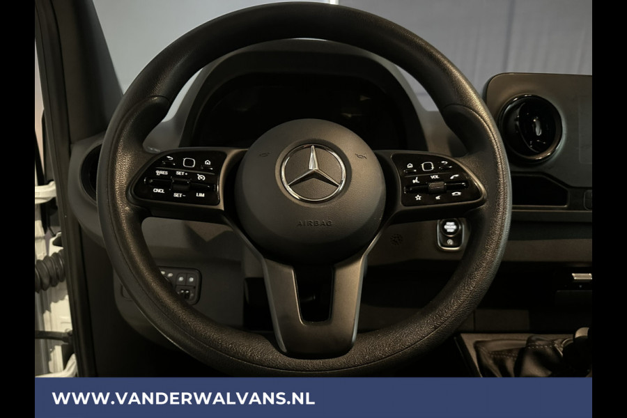 Mercedes-Benz Sprinter 315 CDI 150pk L3H2 Euro6 ** Airco | 360 graden Camera | Navigatie | Cruisecontrol | Chauffeursstoel Parkeersensoren, Stoelverwarming, Bijrijdersbank
