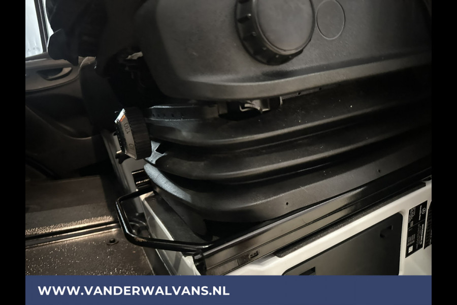Mercedes-Benz Sprinter 315 CDI 150pk L3H2 Euro6 ** Airco | 360 graden Camera | Navigatie | Cruisecontrol | Chauffeursstoel Parkeersensoren, Stoelverwarming, Bijrijdersbank