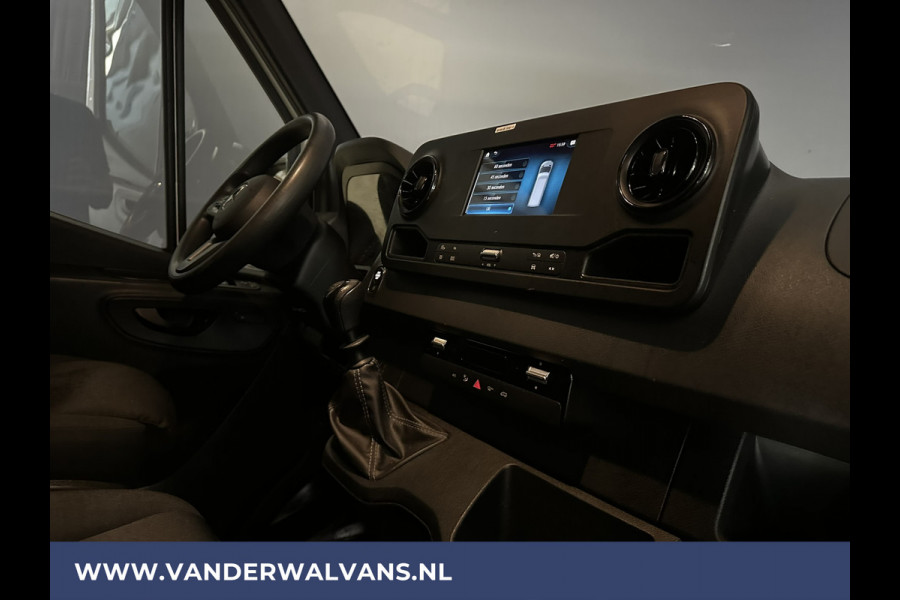 Mercedes-Benz Sprinter 315 CDI 150pk L3H2 Euro6 ** Airco | 360 graden Camera | Navigatie | Cruisecontrol | Chauffeursstoel Parkeersensoren, Stoelverwarming, Bijrijdersbank