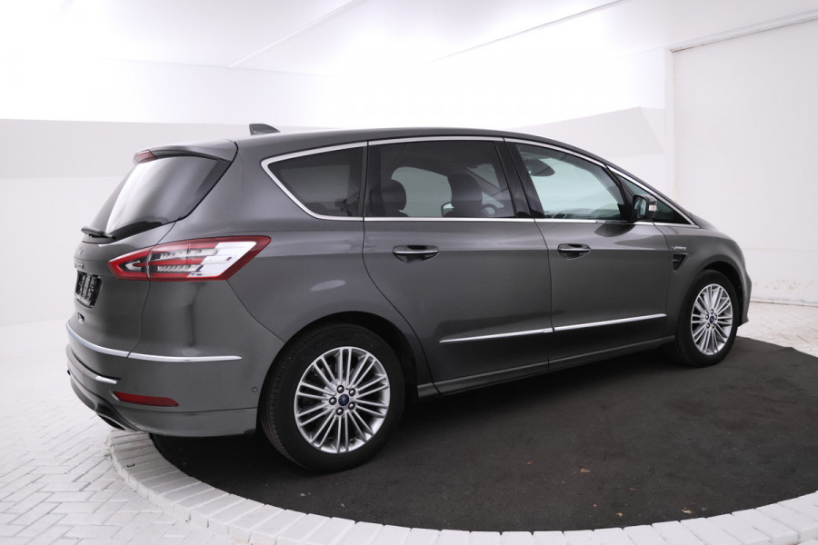 Ford S-Max 2.0 TDCi Vignale 190pk, 7 Pers, panorama, Automaat, Leer, Alle opties.