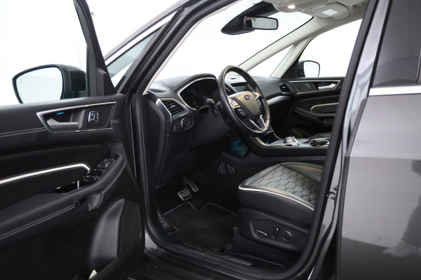 Ford S-Max 2.0 TDCi Vignale 190pk, 7 Pers, panorama, Automaat, Leer, Alle opties.