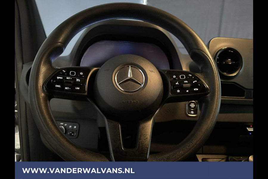 Mercedes-Benz Sprinter 316 CDI 164pk L3H2 Euro6 Airco | 360 graden Camera | Navigatie | Cruisecontrol | Chauffeursstoel Parkeersensoren, Stoelverwarming, Bijrijdersbank