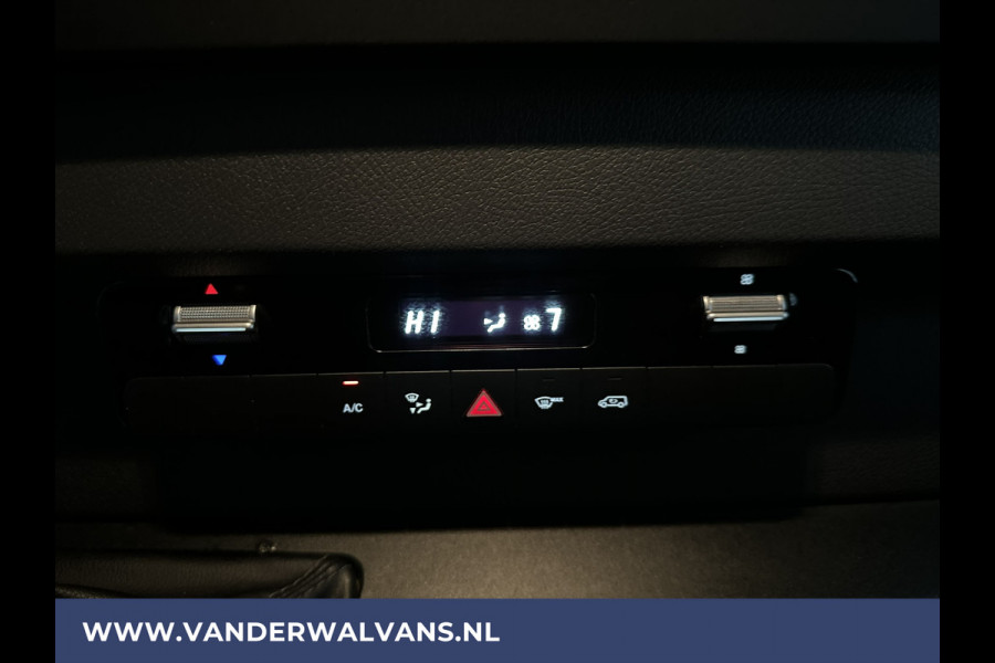 Mercedes-Benz Sprinter 316 CDI 164pk L3H2 Euro6 Airco | 360 graden Camera | Navigatie | Cruisecontrol | Chauffeursstoel Parkeersensoren, Stoelverwarming, Bijrijdersbank