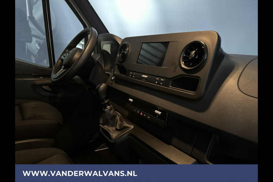 Mercedes-Benz Sprinter 316 CDI 164pk L3H2 Euro6 Airco | 360 graden Camera | Navigatie | Cruisecontrol | Chauffeursstoel Parkeersensoren, Stoelverwarming, Bijrijdersbank