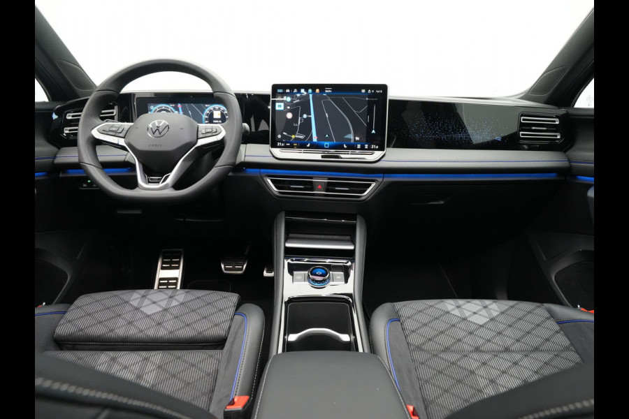 Volkswagen Tiguan 1.5 eTSI R-Line Business Panorama Camera Navigatie Acc