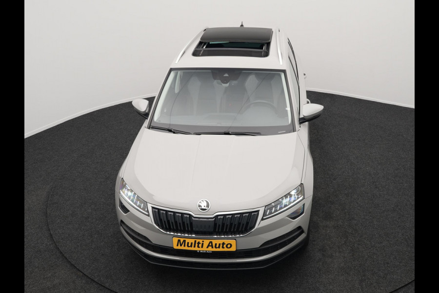 Škoda Karoq 1.5 TSI ACT Style 150pk DSG | Panodak | Trekhaak af Fabriek | Adaptive Cruise | Camera | Virtual | Apple Carplay | Sportstoelen Verwarm | 17"L.M | Keyless |