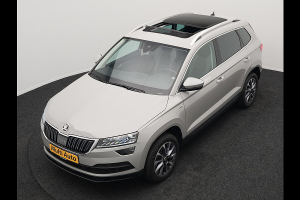 Škoda Karoq 1.5 TSI ACT Style 150pk DSG | Panodak | Trekhaak af Fabriek | Adaptive Cruise | Camera | Virtual | Apple Carplay | Sportstoelen Verwarm | 17"L.M | Keyless |