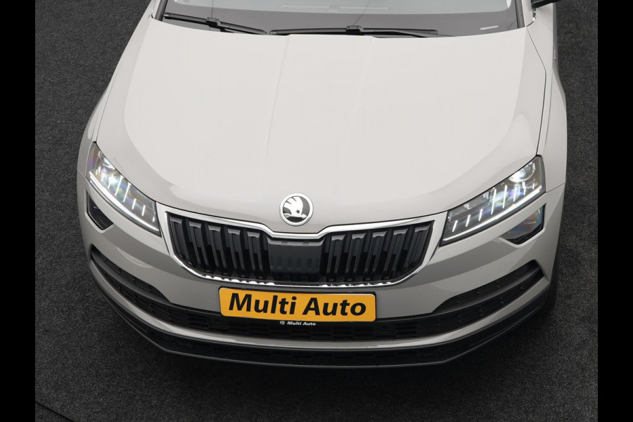 Škoda Karoq 1.5 TSI ACT Style 150pk DSG | Panodak | Trekhaak af Fabriek | Adaptive Cruise | Camera | Virtual | Apple Carplay | Sportstoelen Verwarm | 17"L.M | Keyless |