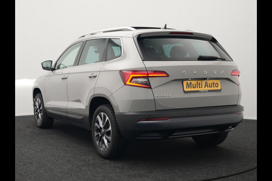 Škoda Karoq 1.5 TSI ACT Style 150pk DSG | Panodak | Trekhaak af Fabriek | Adaptive Cruise | Camera | Virtual | Apple Carplay | Sportstoelen Verwarm | 17"L.M | Keyless |