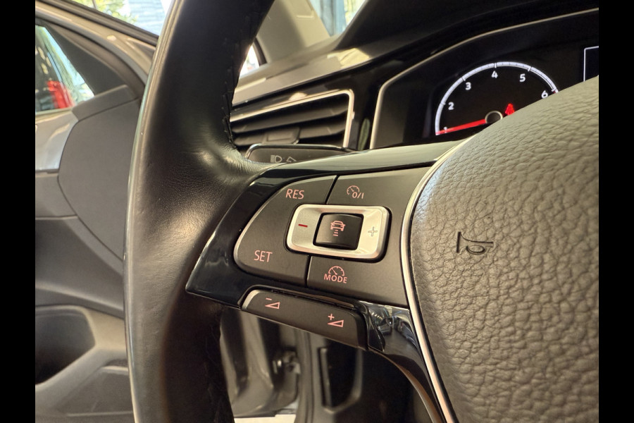 Volkswagen Polo 1.0 TSI Highline Business R-line Panoramadak Navigatie Full-led