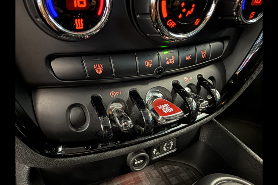 MINI Clubman 1.5 Cooper Pepper Serious Business Navigatie Full-led ClimateControl