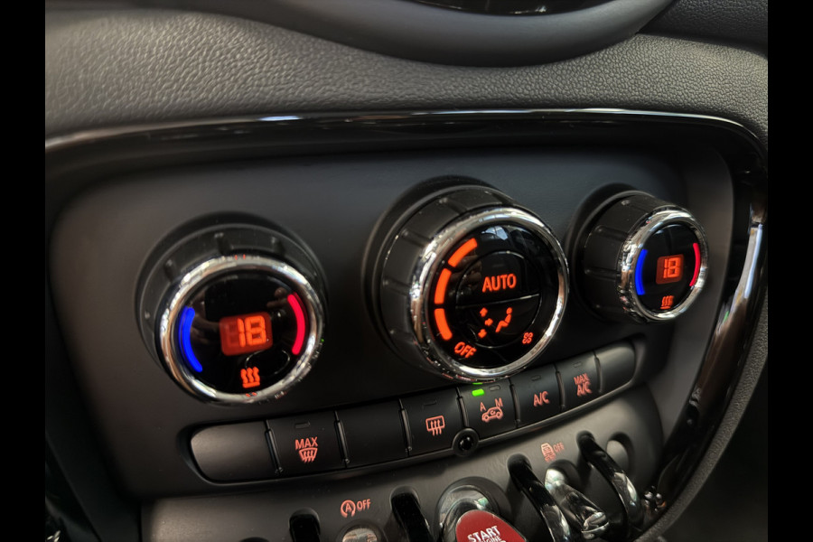 MINI Clubman 1.5 Cooper Pepper Serious Business Navigatie Full-led ClimateControl