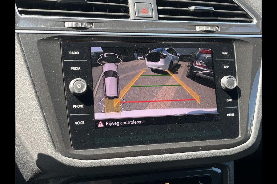 Volkswagen Tiguan 2.0 TDI Life Business VIRTUAL DASH | CAMERA | ELEK. KOFFER