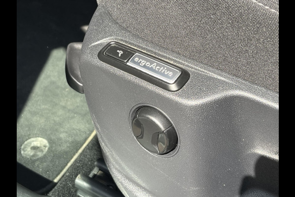 Volkswagen Tiguan 2.0 TDI Life Business VIRTUAL DASH | CAMERA | ELEK. KOFFER