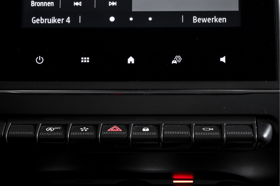 Renault Captur 1.3 TCe 140 PK Intens - Automaat | Cruise | PDC | 360 Camera | App. Connect | ECC | Multi-Sense | LM 18" |