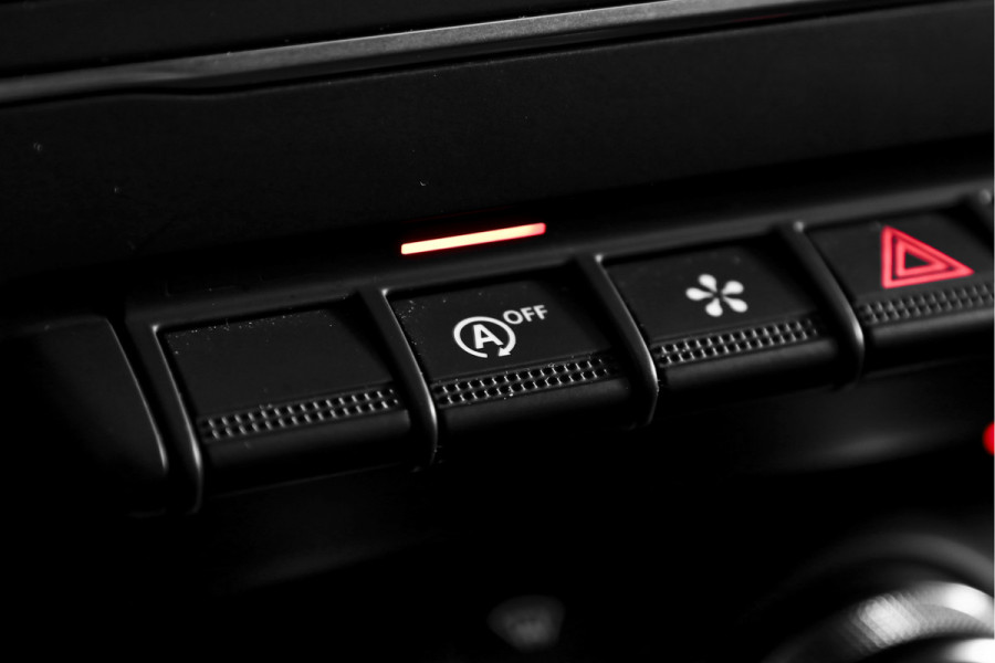 Renault Captur 1.3 TCe 140 PK Intens - Automaat | Cruise | PDC | 360 Camera | App. Connect | ECC | Multi-Sense | LM 18" |