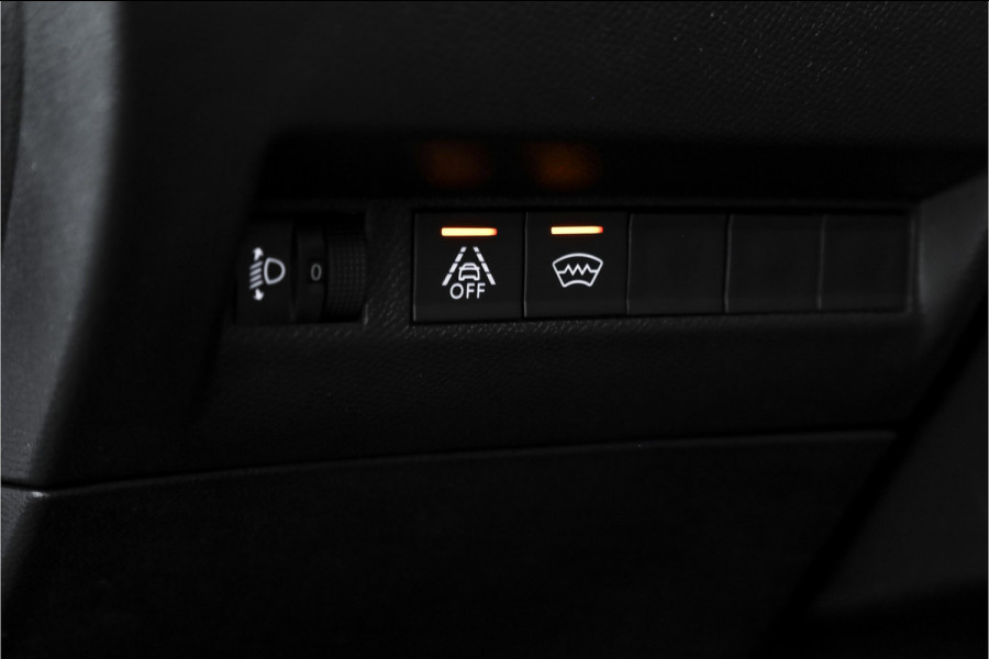 Peugeot 2008 1.2 PureTech Allure Pack 130 PK - Automaat | Dig. Cockpit | PDC | Camera | NAV + App, Connect | ECC | DAB | LM 17" |