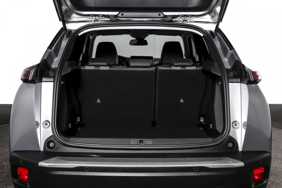 Peugeot 2008 1.2 PureTech Allure Pack 130 PK - Automaat | Dig. Cockpit | PDC | Camera | NAV + App, Connect | ECC | DAB | LM 17" |