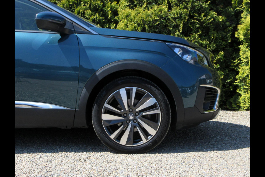 Peugeot 5008 1.2 PureTech Allure*7persoons*Leder*Trekhaak*