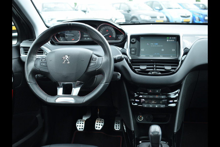 Peugeot 2008 1.2 PureTech GT-line PANORAMA DAK | NAVI & CARPLAY | ACHTERUITRIJCAMERA | E.C.C. |