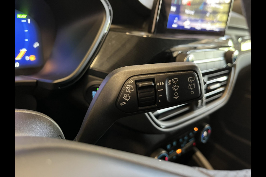 Ford Kuga 2.5 224pk Automaat PHEV ST-Line Adaptieve cruise control Parkeersensoren Navigatie LED Climate control
