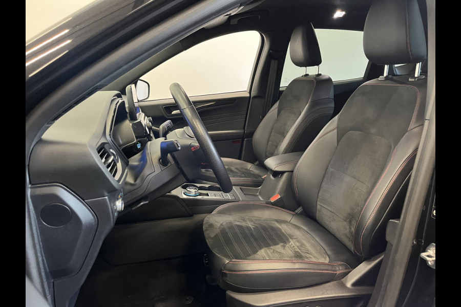 Ford Kuga 2.5 224pk Automaat PHEV ST-Line Adaptieve cruise control Parkeersensoren Navigatie LED Climate control