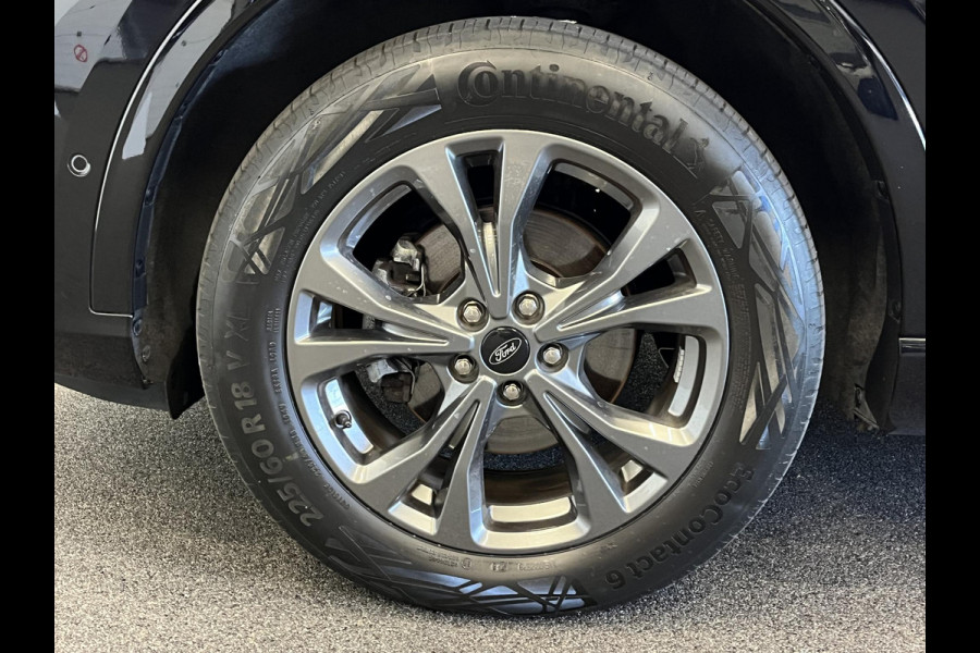 Ford Kuga 2.5 224pk Automaat PHEV ST-Line Adaptieve cruise control Parkeersensoren Navigatie LED Climate control