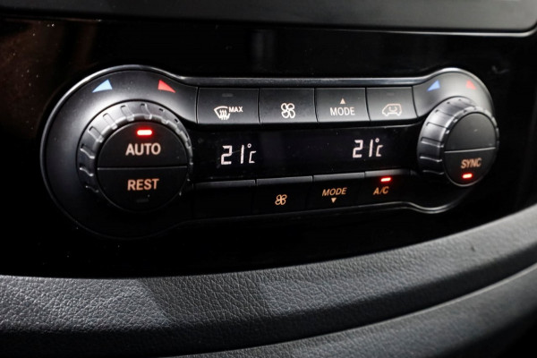 Mercedes-Benz Vito 114 CDI 136pk Lang 9G Automaat LED/Camera/2x Schuifdeur 12-2021