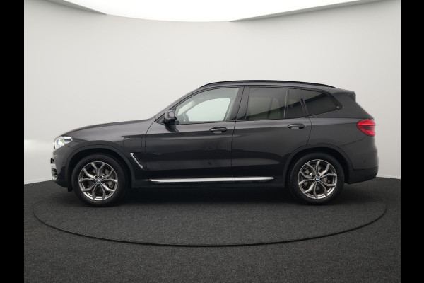BMW X3 xDrive30e xLine Plug in Hybrid 293pk | PHEV | Adaptive Cruise | Head-up Display | 360 Camera | Carplay | Adaptive LED | Keyless |