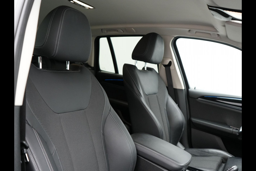 BMW X3 xDrive30e xLine Plug in Hybrid 293pk | PHEV | Adaptive Cruise | Head-up Display | 360 Camera | Carplay | Adaptive LED | Keyless |