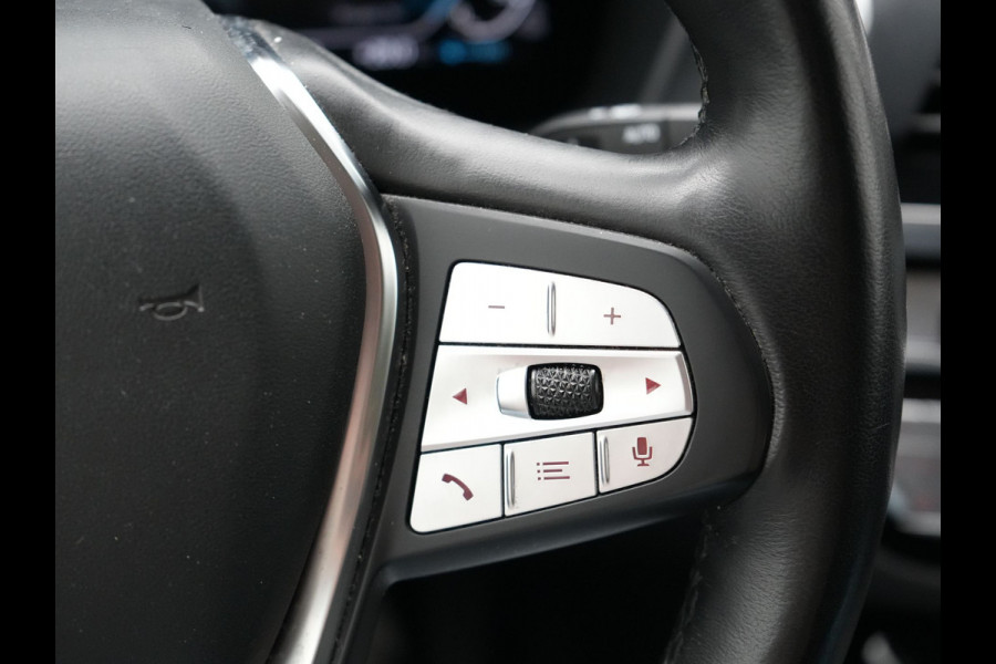 BMW X3 xDrive30e xLine Plug in Hybrid 293pk | PHEV | Adaptive Cruise | Head-up Display | 360 Camera | Carplay | Adaptive LED | Keyless |