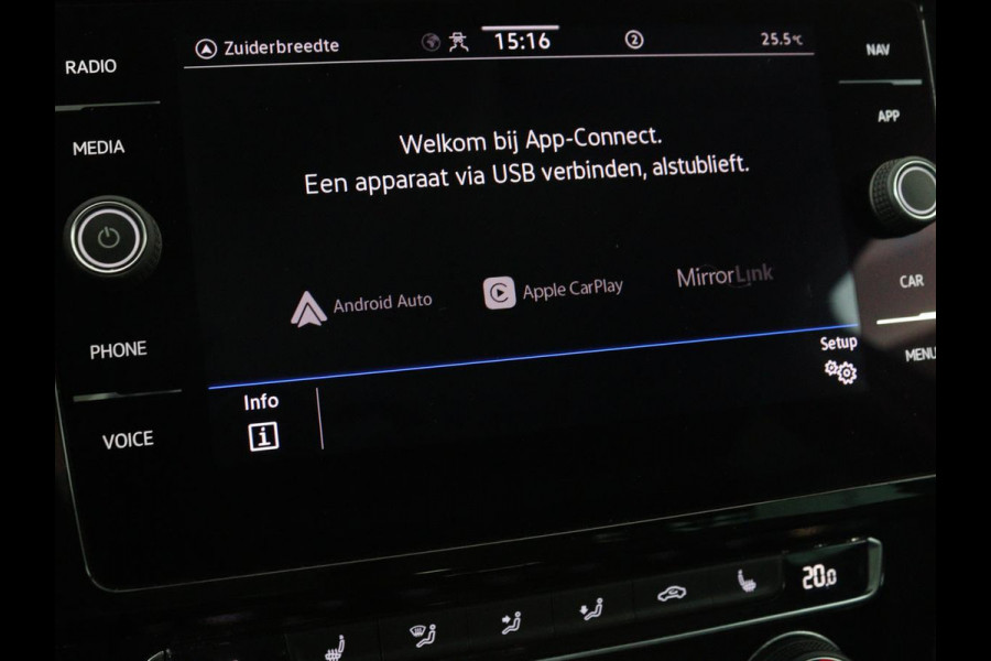 Volkswagen Passat Variant 1.4 TSI PHEV GTE Business | Panoramadak | Massage | Stoelverwarming | Adaptive cruise | Camera | Elektrische achterklep