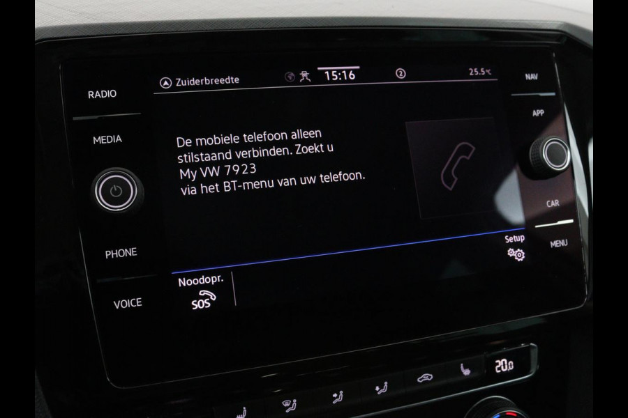 Volkswagen Passat Variant 1.4 TSI PHEV GTE Business | Panoramadak | Massage | Stoelverwarming | Adaptive cruise | Camera | Elektrische achterklep