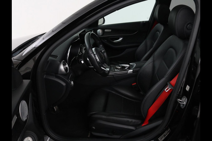 Mercedes-Benz C-Klasse 180 Business Solution AMG | Panoramadak | Leder | Stoelverwarming | Cruise control | 360 Camera | Elektrische achterklep | Carplay | Burmester