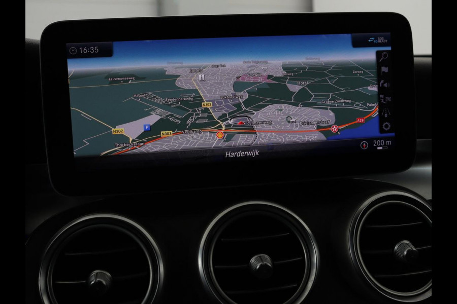 Mercedes-Benz C-Klasse 180 Business Solution AMG | Panoramadak | Leder | Stoelverwarming | Cruise control | 360 Camera | Elektrische achterklep | Carplay | Burmester