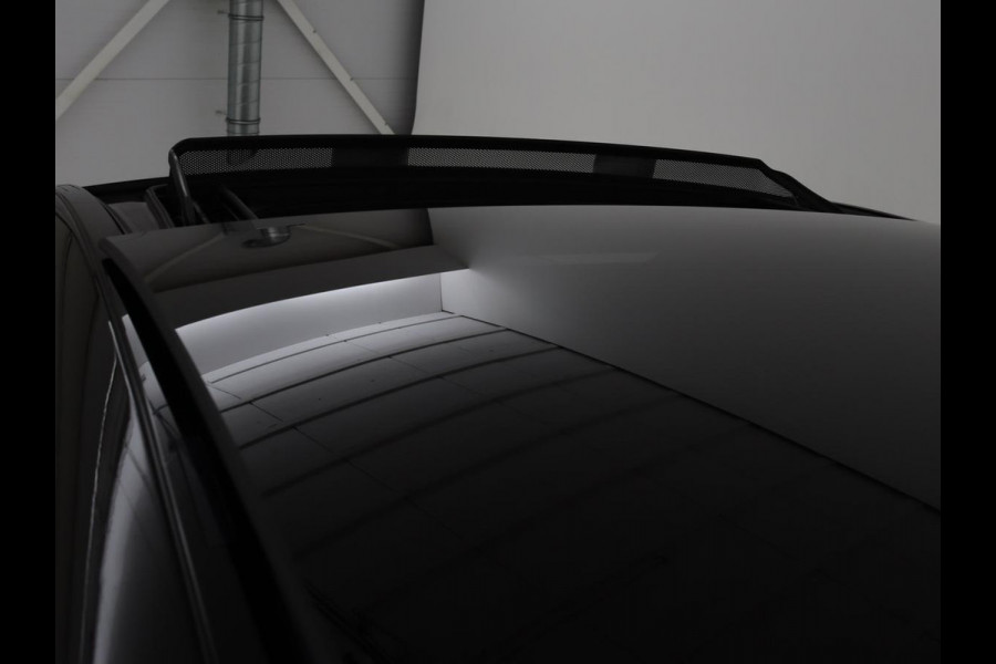 Mercedes-Benz C-Klasse 180 Business Solution AMG | Panoramadak | Leder | Stoelverwarming | Cruise control | 360 Camera | Elektrische achterklep | Carplay | Burmester