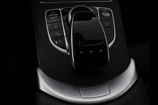 Mercedes-Benz C-Klasse 180 Business Solution AMG | Panoramadak | Leder | Stoelverwarming | Cruise control | 360 Camera | Elektrische achterklep | Carplay | Burmester