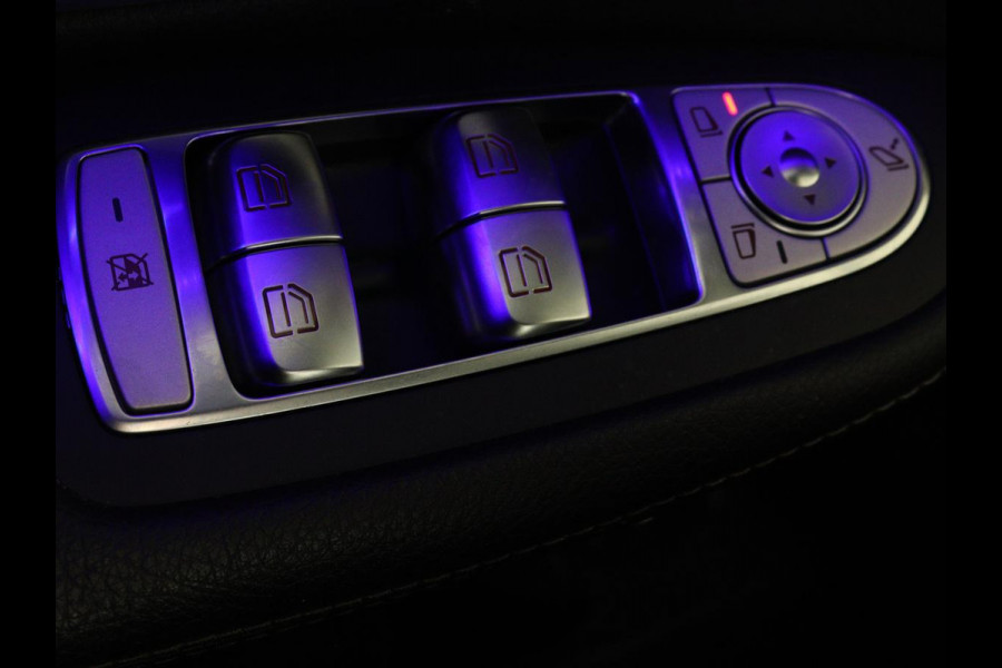 Mercedes-Benz C-Klasse 180 Business Solution AMG | Panoramadak | Leder | Stoelverwarming | Cruise control | 360 Camera | Elektrische achterklep | Carplay | Burmester